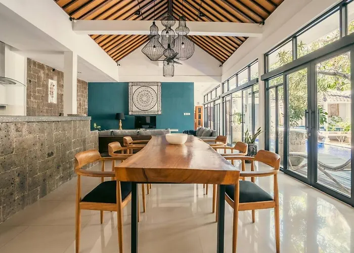 Classic Elegance 3br Private Villa *