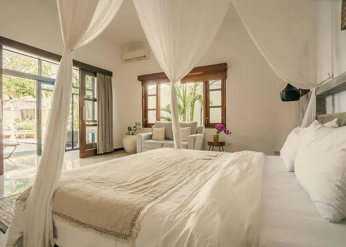 Classic Elegance 3br Private