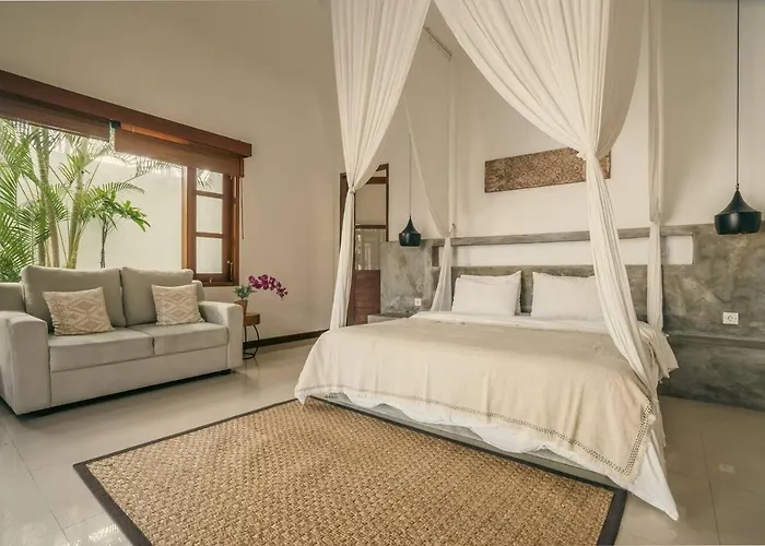 Classic Elegance 3br Private Villa